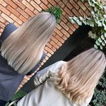 سالن تخصصی رنگ وکراتین شیوا