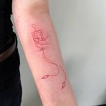 سالن زیبایی و خدمات ناخن پرنیان (انقلاب)