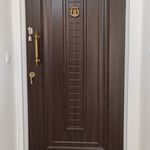 خدمات نصب درب چوبی نظرزاده