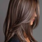 آرایشگاه زنانه نگارگر