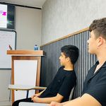 آموزشگاه زبان بِستاک Best Talk