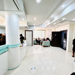 کلینیک تخصصی پوست و کاشت مو آوا