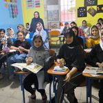 آموزشگاه زبان آدینه