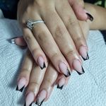 کاشت ناخن نیلا