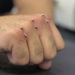 مرکز پیرسینگ،چال لپ و میکرودرمال ایدا
