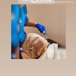 کلینیک پوست و مو و لیزر نیلوفر آبی