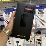 اهورا استور