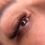 سالن آرایش و زیبایی رویا