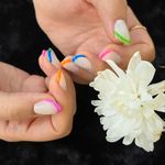 سالن آرایش و زیبایی رویا