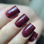 مرکز تخصصی کاشت ناخن مهدیه طاهری