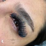خدمات مژه ماهی مون