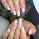 خدمات تخصصی کاشت ناخن نسترن
