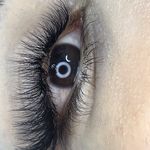 خدمات تخصصی اکستنشن مژه پانی