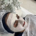 کلینیک زیبایی مهر دخت آتوسا