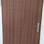 خدمات نصب درب چوبی نظرزاده