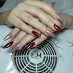 خدمات تخصصی ناخن( zari nails)