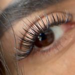 سالن زیبایی ثنا (تخصص ناخن و مژه)