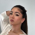 میکاپ کار