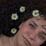 خدمات تخصصی اکستنشن مژه مینو