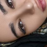 خدمات مژه ماهی مون