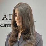 خدمات تخصصی کوتاهی مو نیلوفر