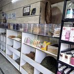 عطاری و گیاهان دارویی بانوی عطار