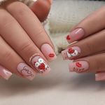 مرکزتخصصی کاشت ناخن و اکستنشن مژه رامونا