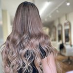 مرکز تخصصی رنگ و لایت ندا نهایتی