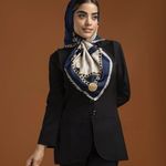 گالری شال و روسری عطرا