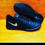 کفش ورزشی آراد