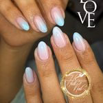 خدمات کاشت و ترمیم ناخن هدیه