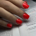 مرکز تخصصی کاشت ناخن شبنم