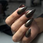 مرکز تخصصی ناخن رومینا کاهباریان