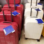 کیف و چمدان منوچهری