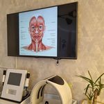 خدمات و آکادمی تخصصی پاکسازی پوست مرضیه