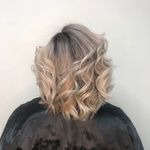 متخصص رنگ و لايت و كراتين پرستو امامي