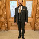 وکیل وحید پیرهادی
