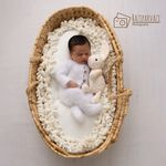 عکاسی نوزاد در منزل پروازی