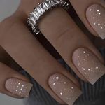 خدمات تخصصی ناخن و پدیکور اسما