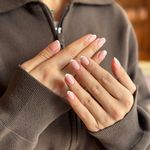 خدمات تخصصی ناخن و پدیکور و آموزش جامع