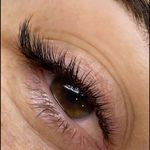 خدمات تخصصی اکستنشن مژه صدف رحیمی