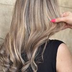 آرایشگاه زنانه دیبا مسیح