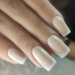 کاشت ناخن و خدمات حرفه ای ناخن
