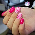 مرکز کاشت ناخن خاطره