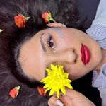 خدمات تخصصی مژه زی زی