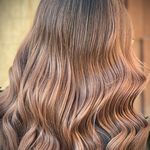 سالن زیباییVIP شقایق صابر