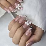سالن تخصصی ناخن و مژه سارا عسگری