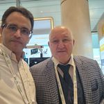 کلینیک لگن و زانو دكتر موذن جمشيدي