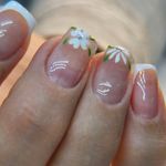 خدمات ناخن میا شریعتی