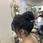 سالن زیبایی و آکادمی تخصصی منیر راد